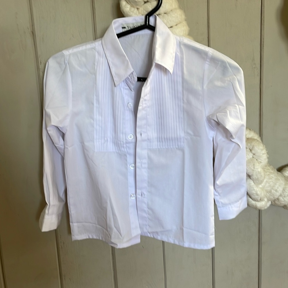 White Dress SHIRT. Size 5 years. New.